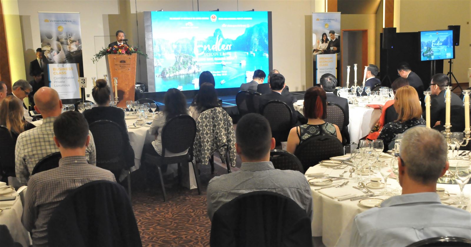 quang ninh day manh xuc tien quang ba du lich tai anh