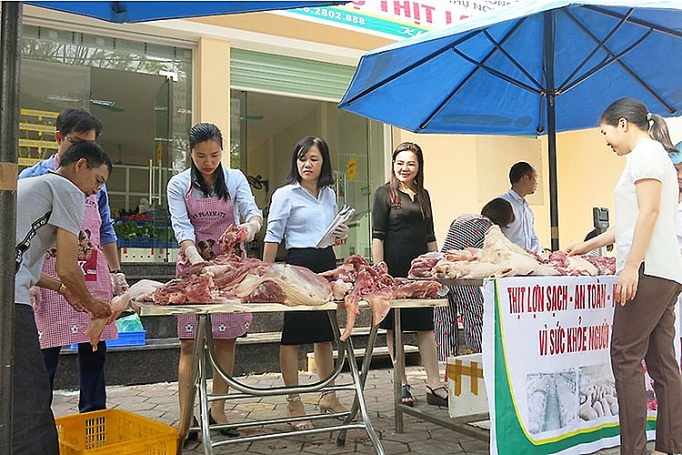 Công tác kiểm tra an toàn thực phẩm tại Hải Phòng: Chủ động, thường xuyên cong tac kiem tra an toan thuc pham tai hai phong chu dong thuong xuyen