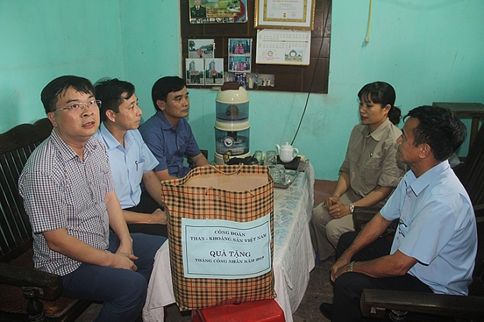 Công đoàn TKV: Giải quyết thỏa đáng kiến nghị của người lao động cong doan tkv giai quyet thoa dang kien nghi cua nguoi lao dong