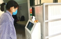 Nhiều robot y tế được nghiên cứu chế tạo phục vụ chống dịch COVID-19