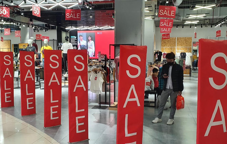 thi truong ban le ky vong