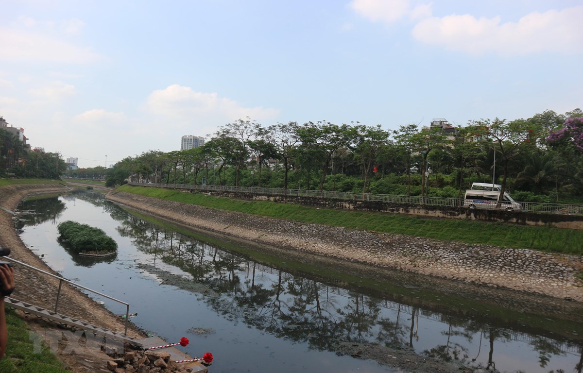 Hà Nội: Đưa công nghệ hiện đại  ha noi dua cong nghe hien dai giai cuu song to lich