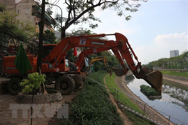 Hà Nội: Đưa công nghệ hiện đại  ha noi dua cong nghe hien dai giai cuu song to lich
