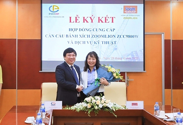 cong ty cp thuy dien bao lam ky hop dong cung cap can cau banh xich 800 tan