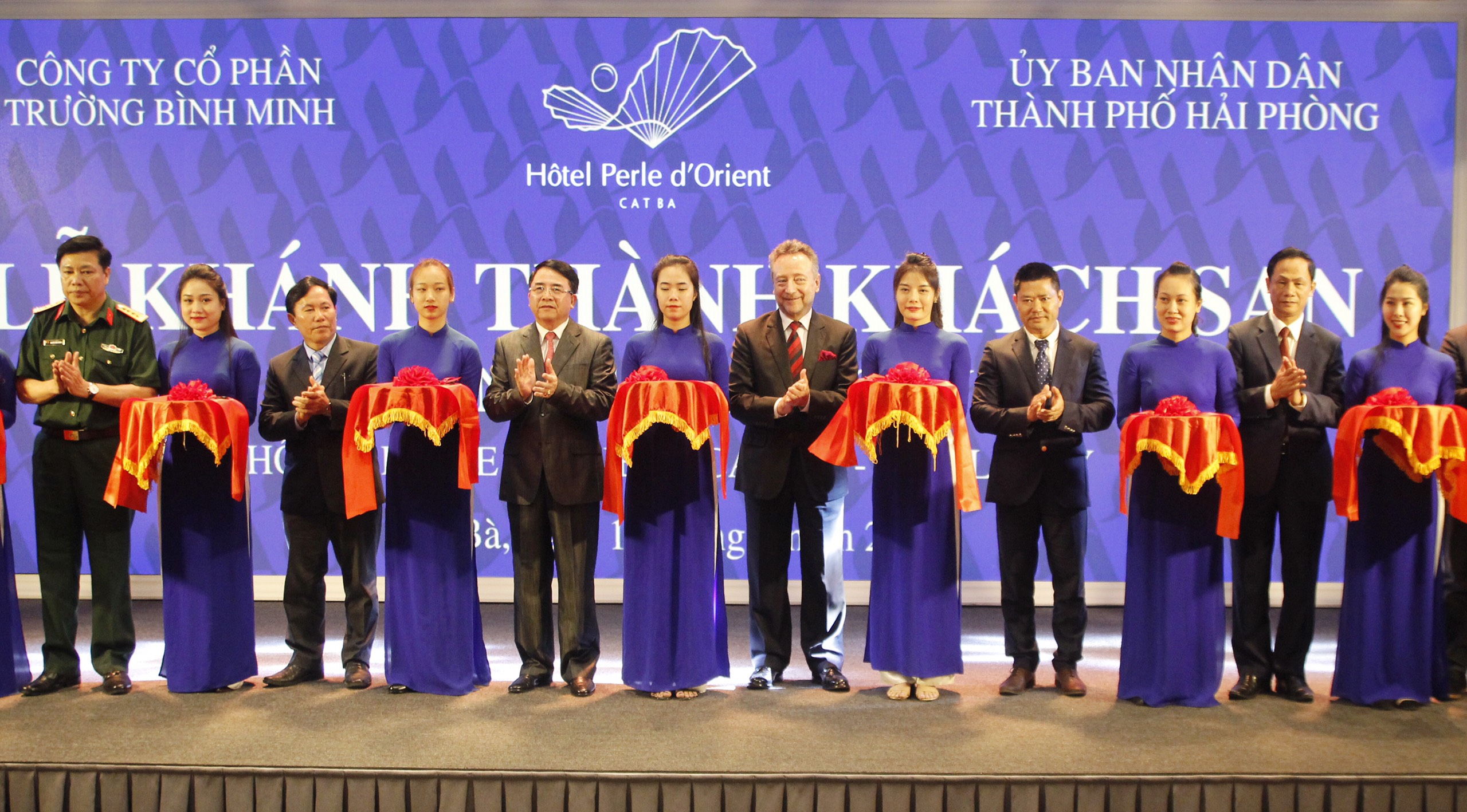 khanh thanh khach san mgallery cat ba khach san 5 sao dau tien tai khu du lich cat ba