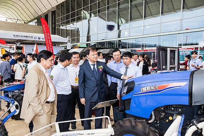 veam gioi thieu tai auto expo 2019 nhieu san pham chu luc