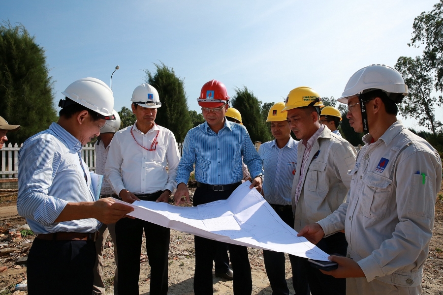 Bàn giao mặt bằng sạch cho dự án nâng cấp mở rộng NMLD Dung Quất ban giao mat bang sach cho du an nang cap mo rong nmld dung quat