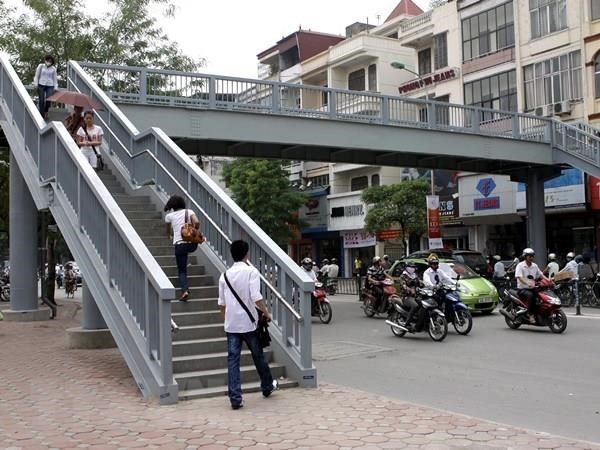 Nhiều giải pháp phát huy hiệu quả của hầm và cầu vượt bộ hành nhieu giai phap phat huy hieu qua cua ham va cau vuot bo hanh
