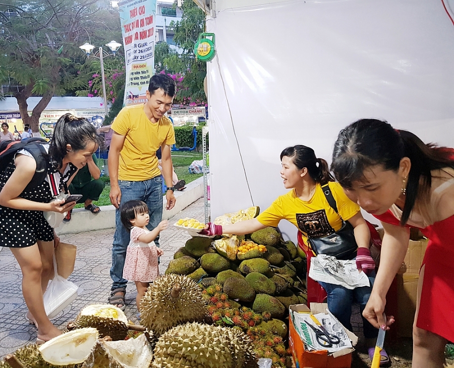 Phiên chợ thực phẩm an toàn Khánh Hòa 2020- Nhiều lựa chọn thú vị cho người tiêu dùng