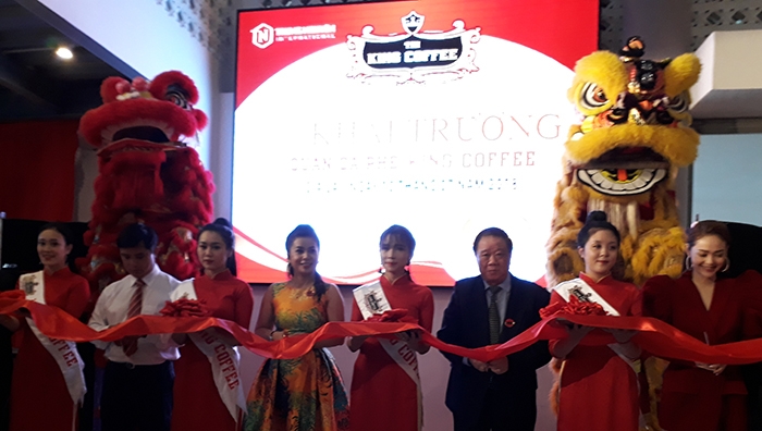 Trung Nguyên khai trương quán King Coffee đầu tiên tại TP. Pleiku trung nguyen khai truong qua n king coffee da u tien tai tp pleiku