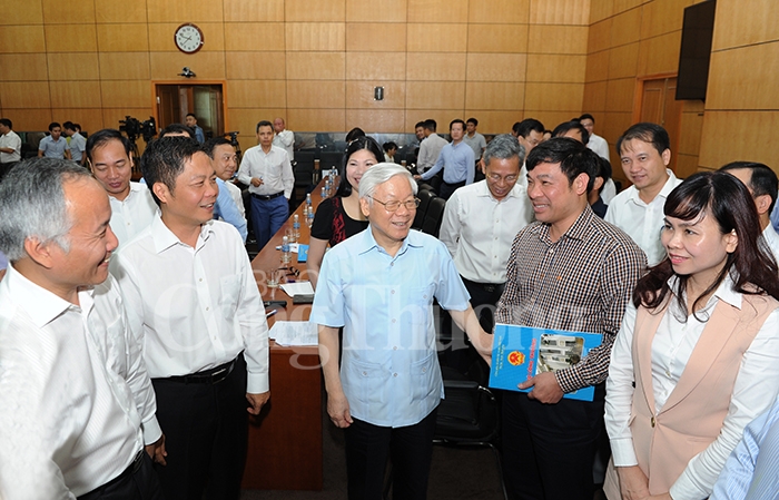 bo cong thuong khong duoc chu quan tiep tuc thuc hien tot hon nhiem vu duoc giao