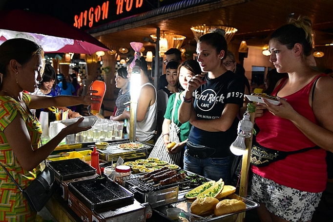 kham pha cho dem phu quoc