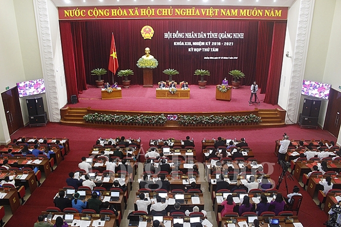 quang ninh khai mac ky hop thu tam hdnd tinh khoa xiii