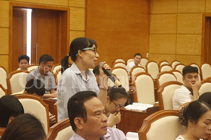 Quảng Ninh: Bộ Công Thương phổ biến Luật Quản lý ngoại thương quang ninh bo cong thuong pho bien luat quan ly ngoai thuong