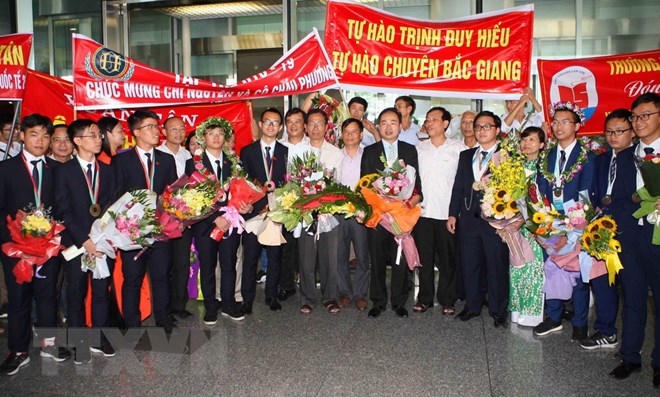 bi quyet gianh huy chuong vang olympic vat ly cua chang trai xu thanh