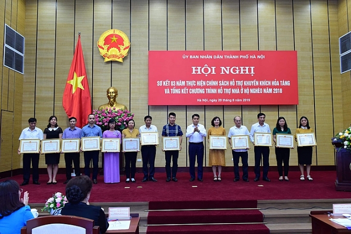 cuoi nam 2019 ha noi co ban khong con ho ngheo