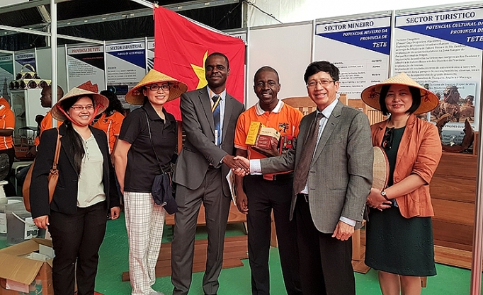 viet nam tham du hoi cho thuong mai quoc te mozambique facim 2019
