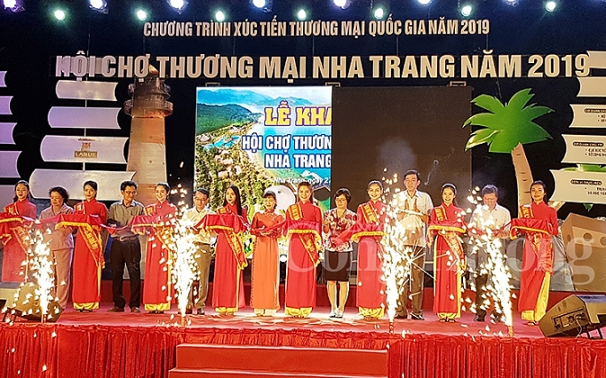 hoi cho thuong mai quoc te nha trang 2019 diem mua sam hap dan trong dip le quoc khanh