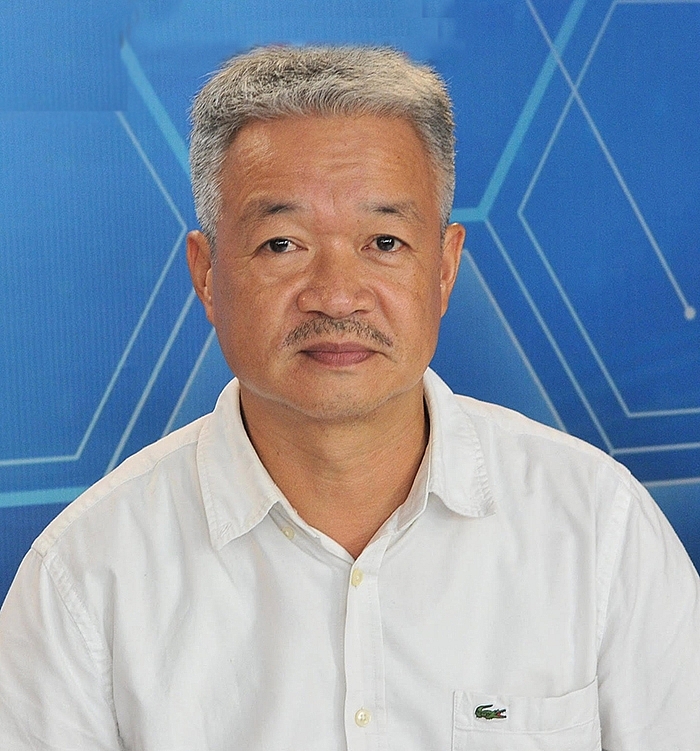 undefined 5918-nguyen-son