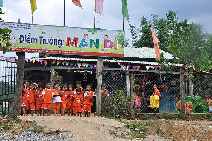 dam bao truong lop cho giao duc vung dac biet kho khan