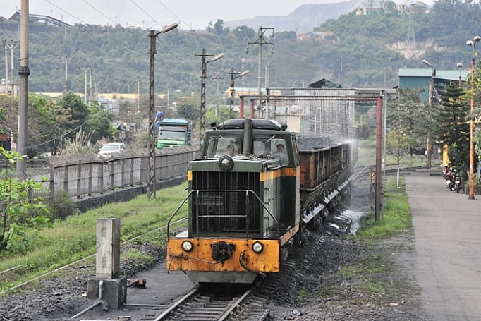 Xây dựng môi trường Công ty Tuyển than Cửa Ông- TKV “Xanh – Sạch - Đẹp” cong ty tuyen than cua ong tkv xanh sach dep