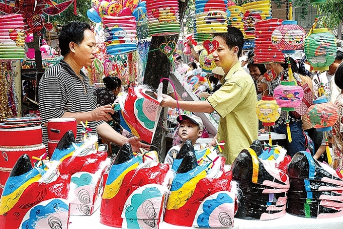 hang viet chiem uu the