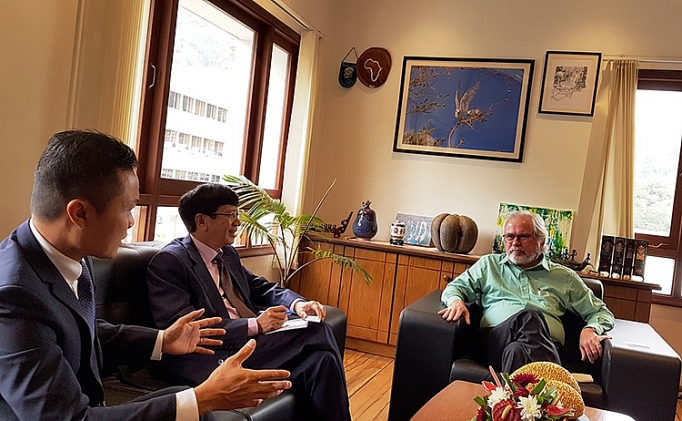 Đẩy mạnh quan hệ hợp tác kinh tế thương mại Việt Nam-Seychelles day manh quan he hop tac kinh te thuong mai viet nam seychelles