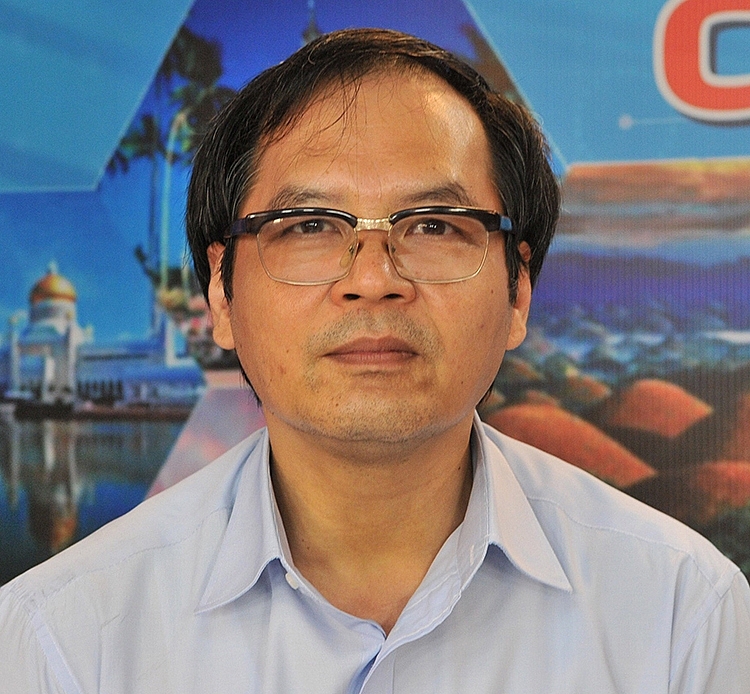 1201-ong-to-hoai-namjpg