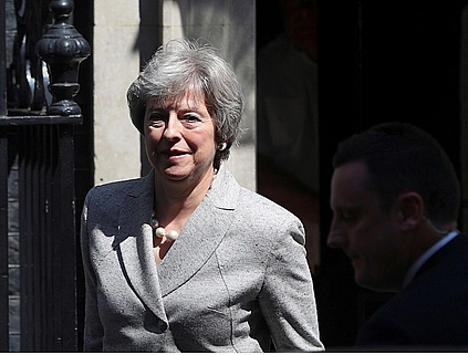 brexit anh khong dong y mot lien minh hai quan vo thoi han voi eu