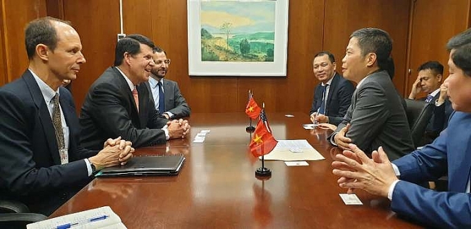 chuoi hoat dong cua bo truong bo cong thuong tran tuan anh tai hoa ky