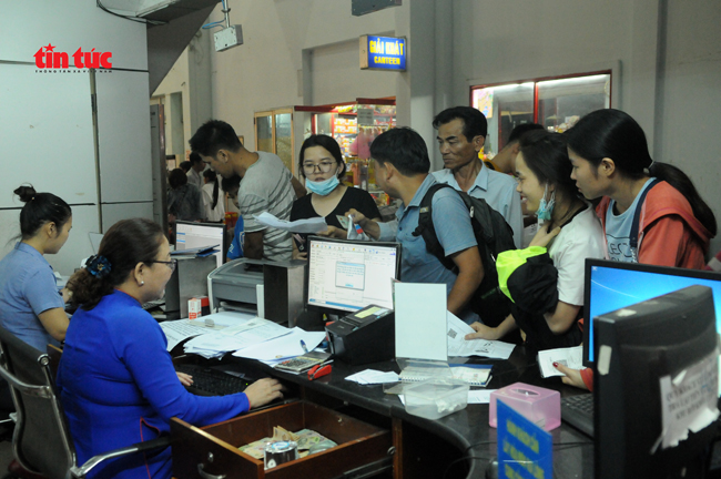 Từ 19/10, nhắn tin để đặt mua vé tàu Tết Canh Tý 2020 tu 1910 nhan tin de dat mua ve tau tet canh ty 2020