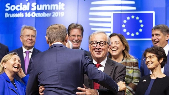 Anh và EU đạt được thỏa thuận Brexit mới trong cuộc đàm phán cuối cùng anh va eu dat duoc thoa thuan brexit moi trong cuoc dam phan cuoi cung