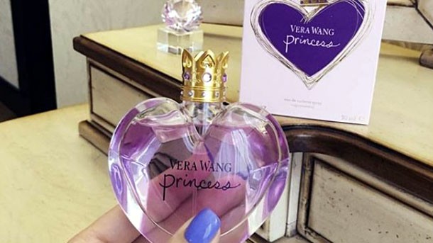 thi truong 2010 soi dong du gia hoa tuoi qua tang khong he re