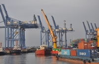 TP. Hồ Chí Minh: Thay đổi hệ thống logistics
