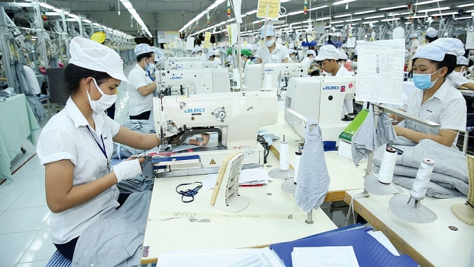 Thay đổi chính sách không đúng thời điểm: Doanh nghiệp có thể "sụp đổ" thay doi chinh sach khong dung thoi diem doanh nghiep co the sup do