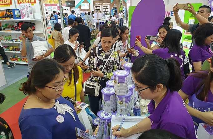 thi truong sua viet manh dat mau mo