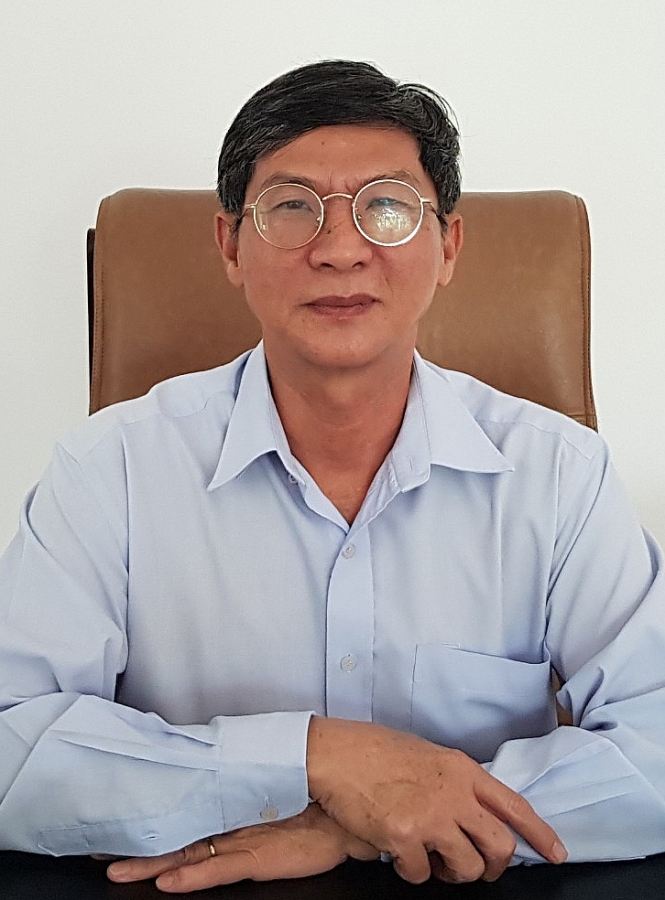 undefined 1740-ong-truong-dinh-hoe