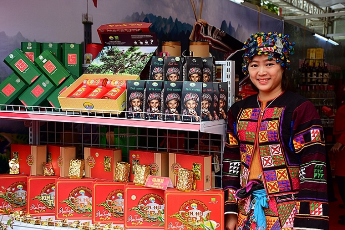 Món quà của núi mon qua cua nui