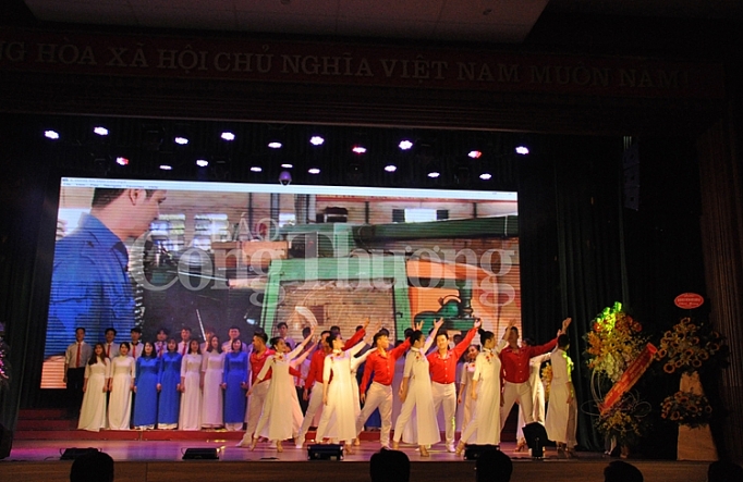 Đại học Công nghiệp Hà Nội kỷ niệm 120 năm ngày truyền thống dai hoc cong nghiep ha noi ky niem 120 nam ngay truyen thong