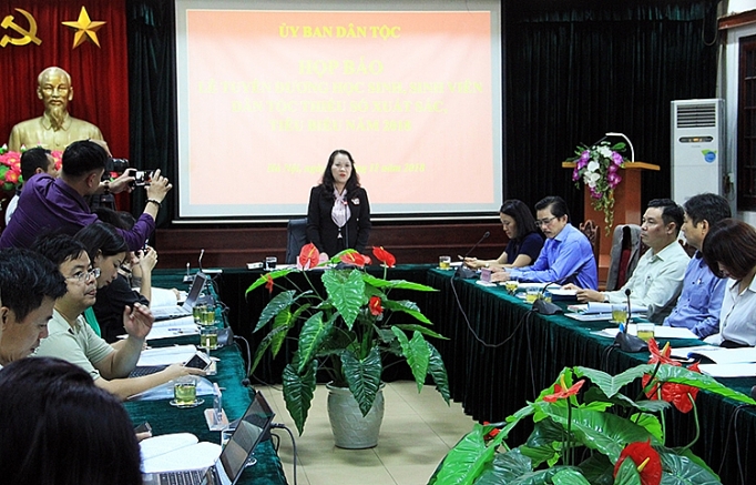 qua ngot tu chinh sach giao duc chuyen biet