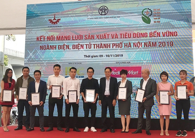 Hà Nội: Kết nối sản xuất và tiêu dùng bền vững trong ngành điện, điện tử ha noi ket noi san xuat va tieu dung ben vung trong nganh dien dien tu