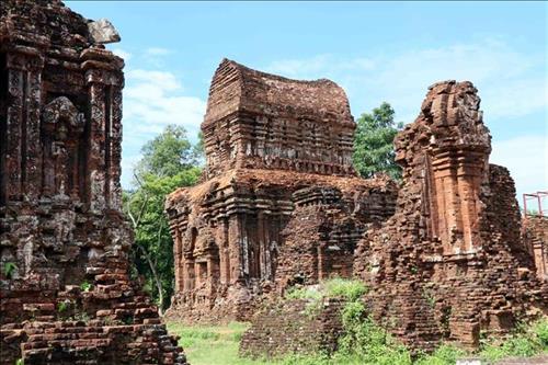Trưng bày ‘Tiến trình bảo tồn và phát triển Di sản Văn hóa thế giới Mỹ Sơn’ trung bay tien trinh bao ton va phat trien di san van hoa the gioi my son