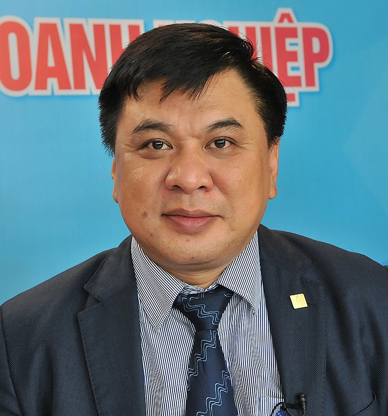 undefined 4055-le-hoang-tai