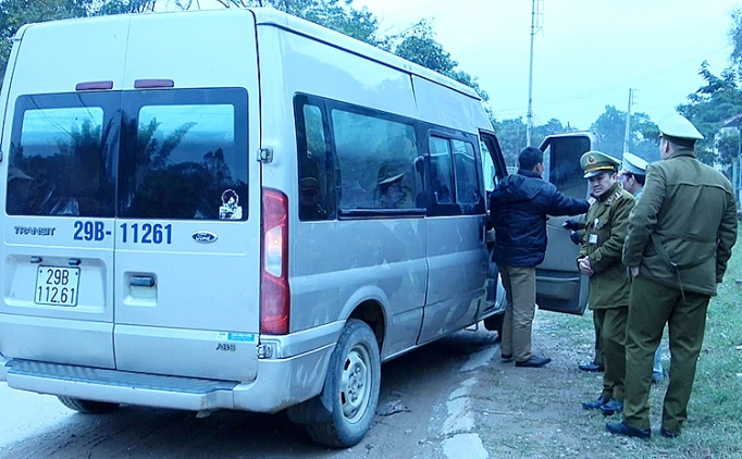 "Nóng" buôn lậu ở Lạng Sơn nong buon lau o lang son
