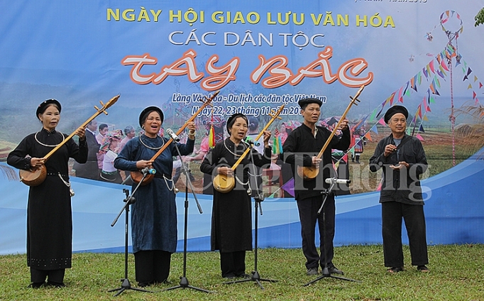 Vang mãi câu hát Soọng Cô vang mai cau hat soong co