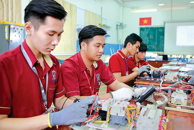 Đi tìm động lực tăng trưởng mới di tim dong luc tang truong moi