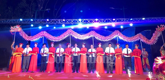 Hội chợ xúc tiến thương mại HTX năm 2019: Cầu nối từ sản xuất đến tiêu dùng hoi cho xuc tien thuong mai htx nam 2019 cau noi tu san xuat den tieu dung