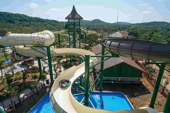 Chính thức mở cửa công viên nước "khủng" tại Hòn Thơm, Nam Phú Quốc chinh thuc mo cua cong vien nuoc khung tai hon thom nam phu quoc