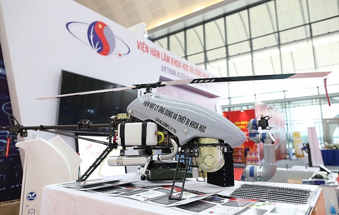 viet nam thiet ke che tao thanh cong may bay khong nguoi lai