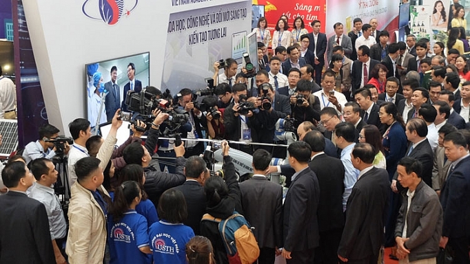 viet nam thiet ke che tao thanh cong may bay khong nguoi lai